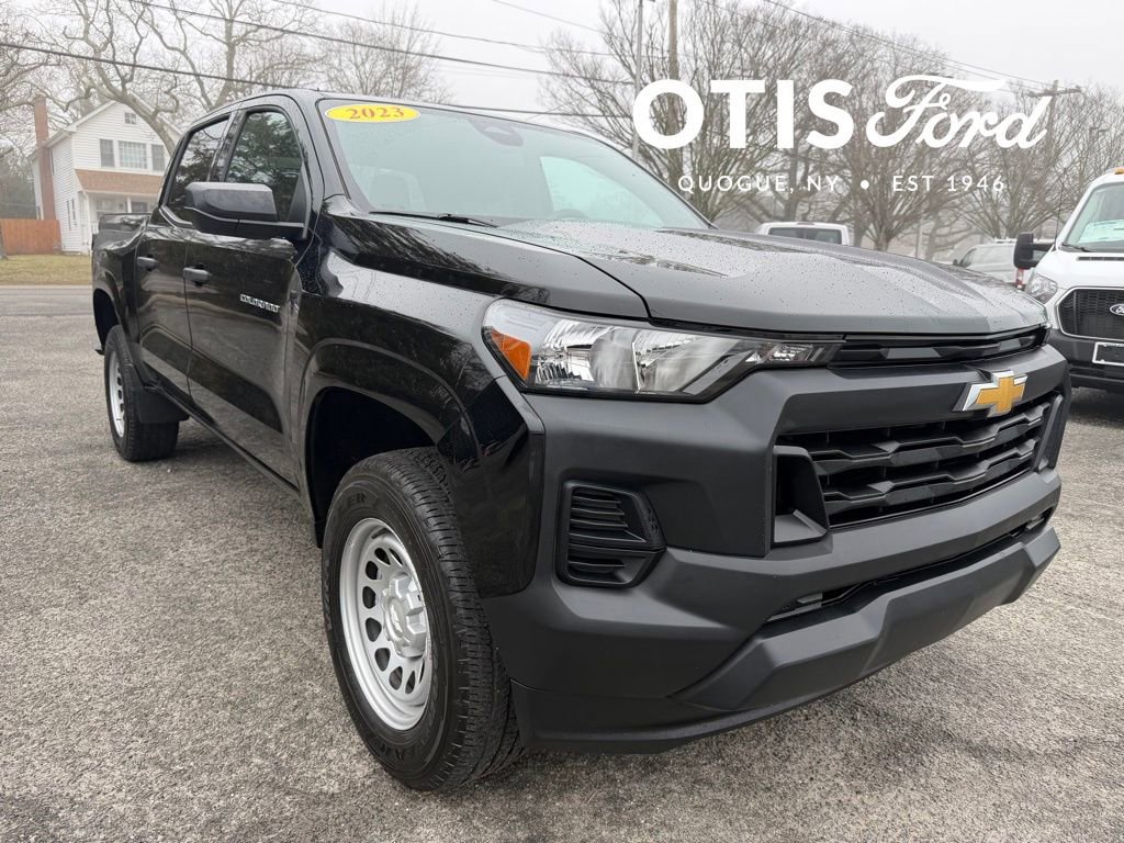 Used 2023 Chevrolet Colorado W/T image 1