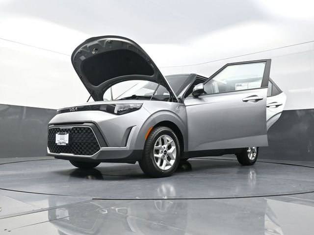 Used 2024 Kia Soul LX w/ Option Group 015 image 32