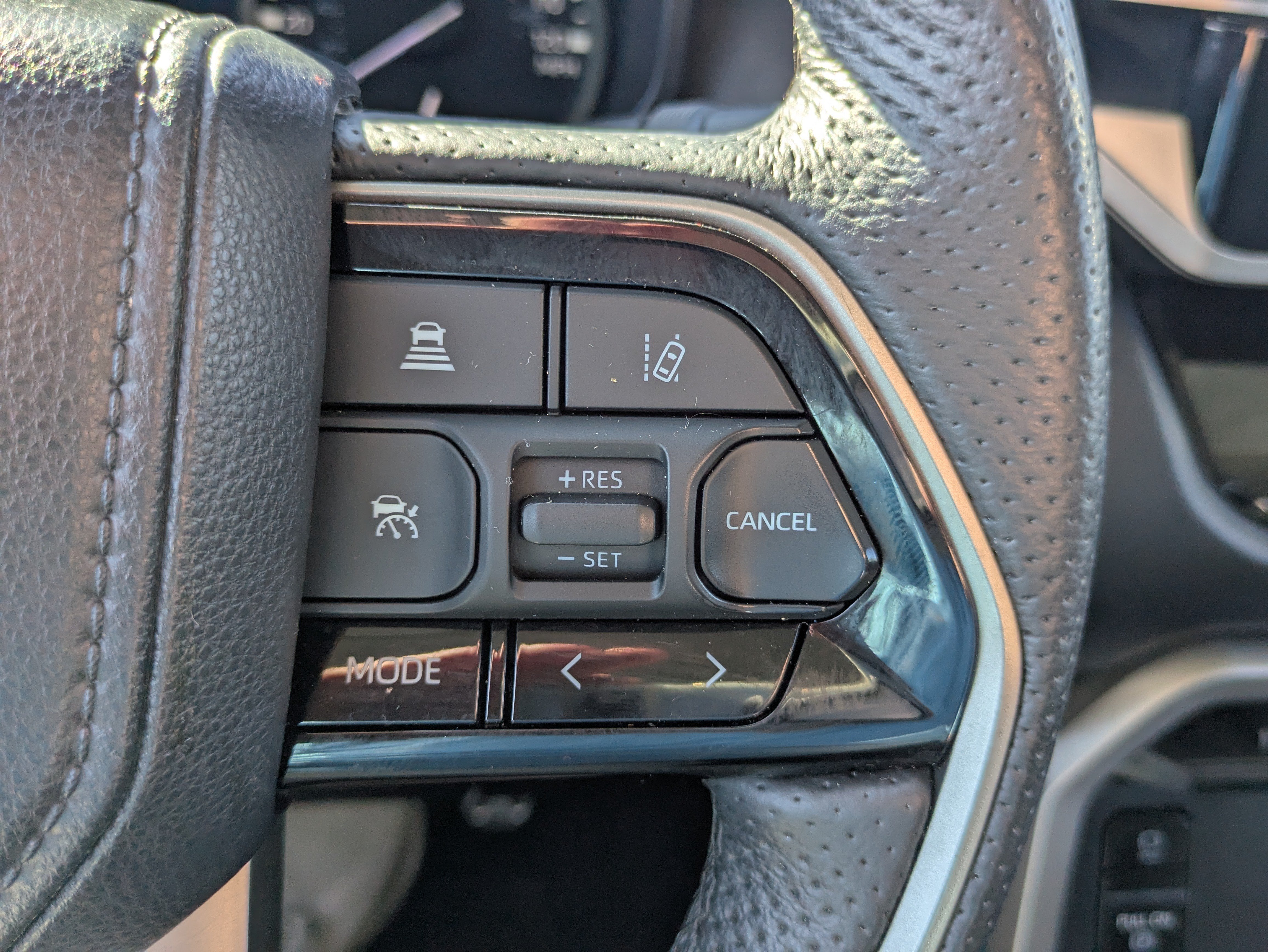 Used 2022 Toyota Tundra SR5 w/ TRD Off-Road Package AWD/4WD image 22