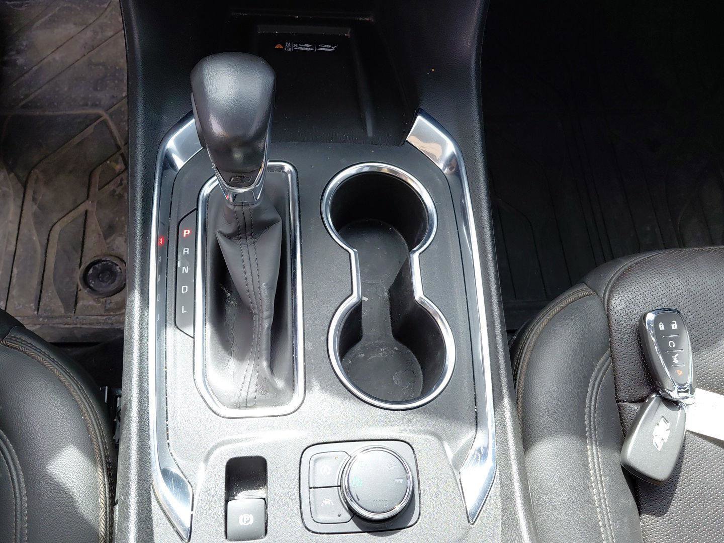 Used 2022 Chevrolet Traverse High Country image 30