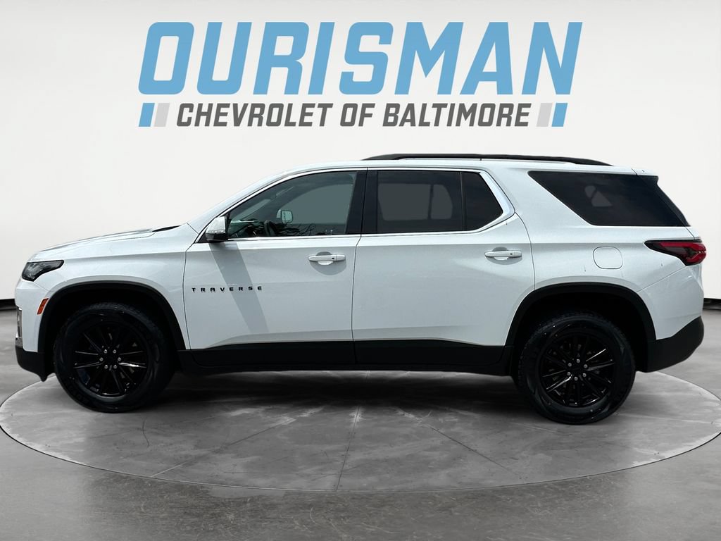 Used 2023 Chevrolet Traverse LT FWD image 3