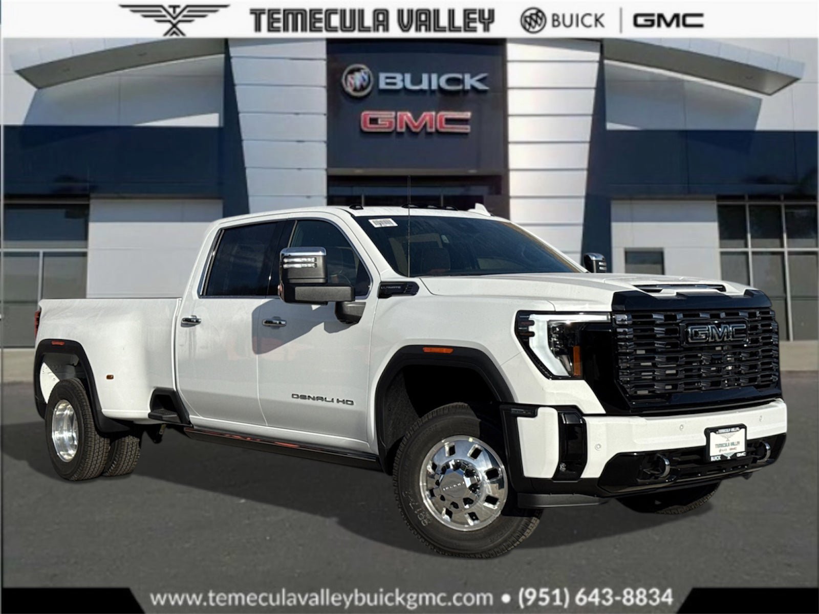 New 2026 GMC Sierra 3500 Denali Ultimate w/ LPO, Black Badging Package