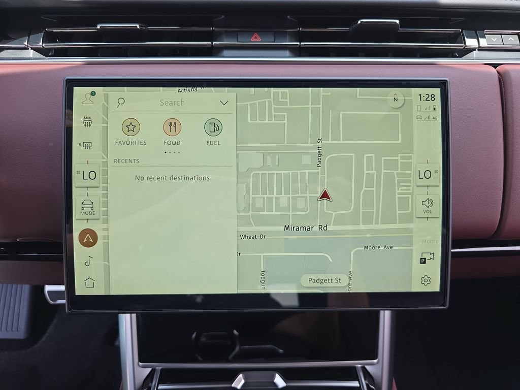 New 2026 Land Rover Range Rover SE AWD/4WD image 24