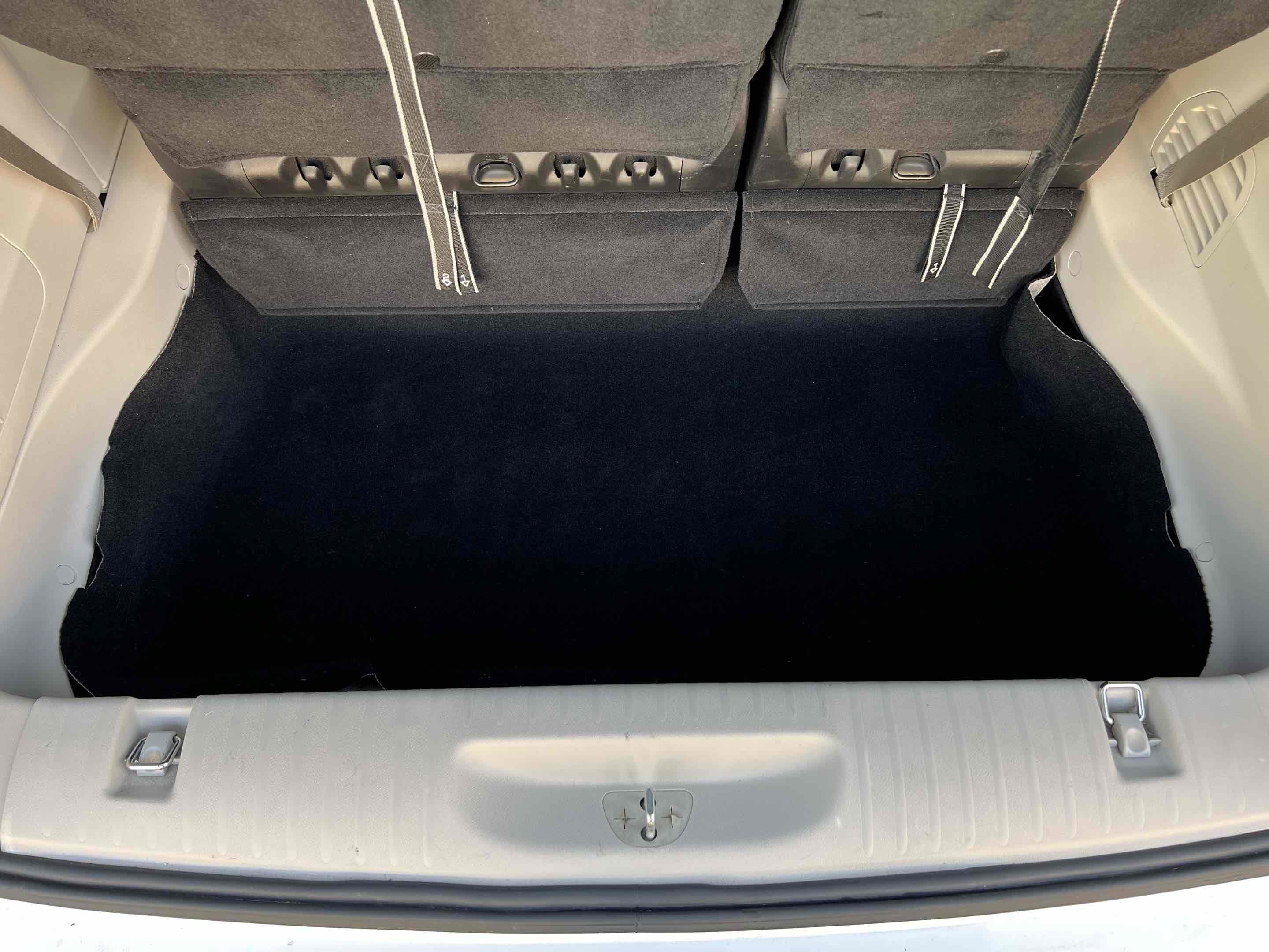 Used 2023 Chrysler Pacifica Touring-L FWD image 71