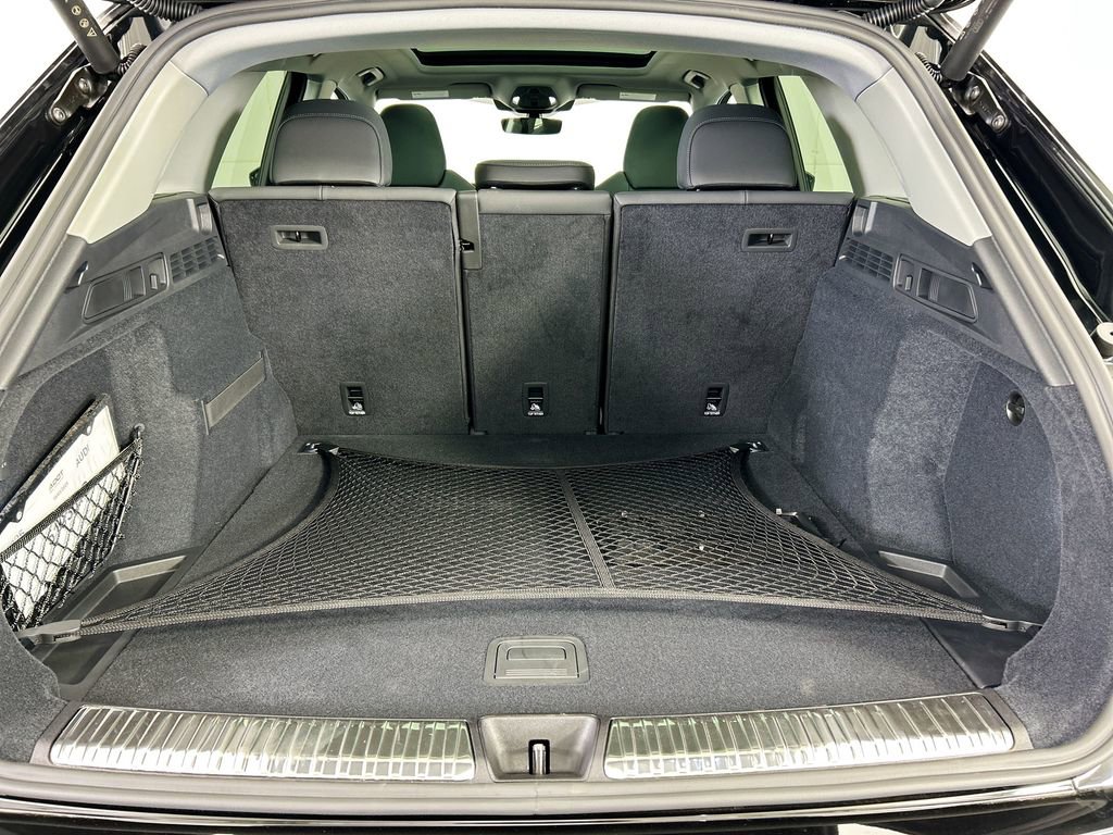 Used 2025 Audi Q5 Premium Plus w/ Premium Plus image 28