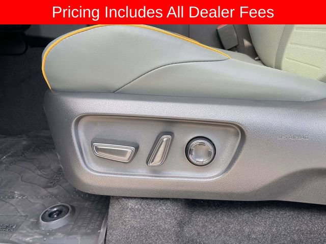 Used 2025 Toyota 4Runner Trailhunter AWD/4WD image 25