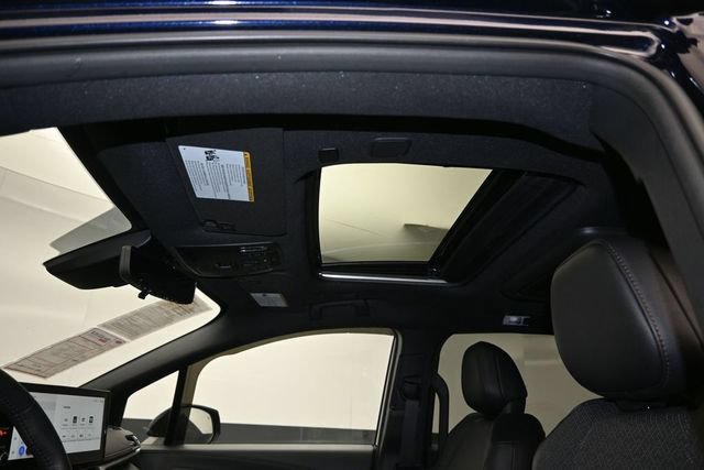 Certified 2025 Toyota Sienna Platinum AWD/4WD image 33