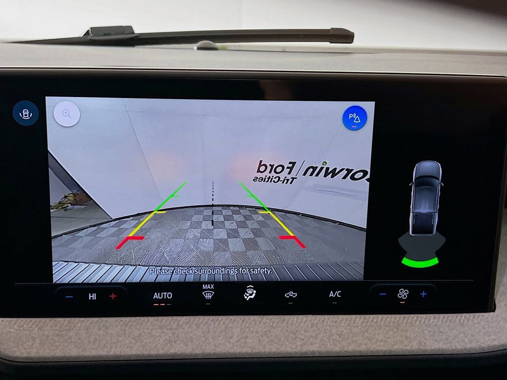 New 2026 Ford Maverick XLT image 19