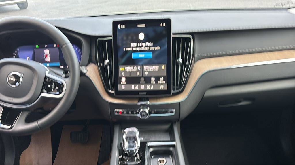 New 2026 Volvo XC60 B5 Ultra w/ Climate Package AWD/4WD image 6