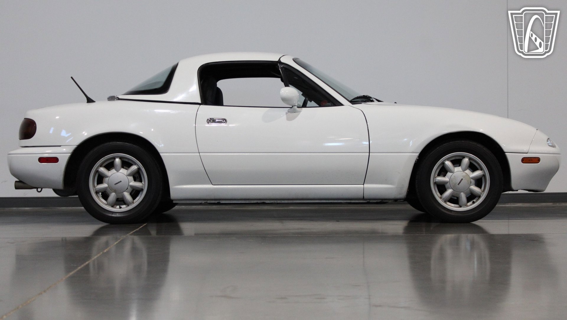 Used 1990 MAZDA MX-5 Miata image 23