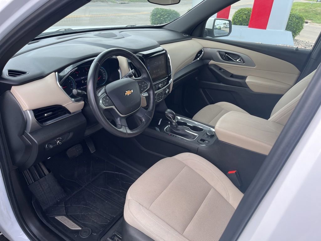 Used 2022 Chevrolet Traverse LT w/ LPO, Floor Liner Package AWD/4WD image 23