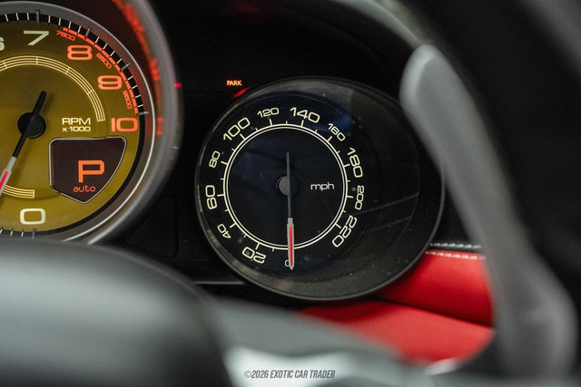 Used 2016 Ferrari California T image 32