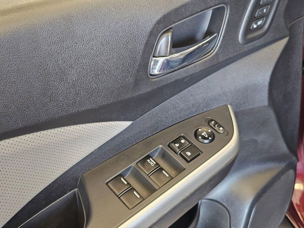 Used 2015 Honda CR-V Touring image 11
