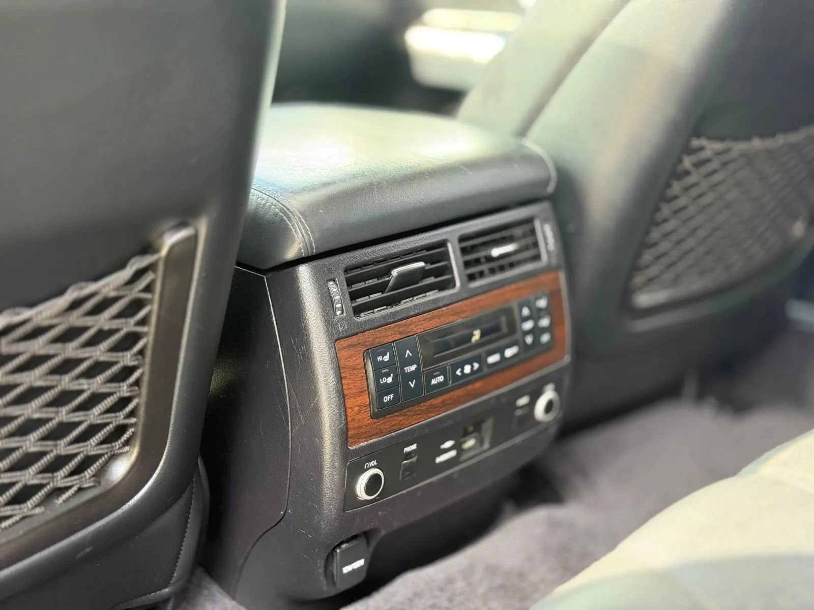 Used 2016 Toyota Land Cruiser w/ Four Season Floor Mat Package AWD/4WD image 30