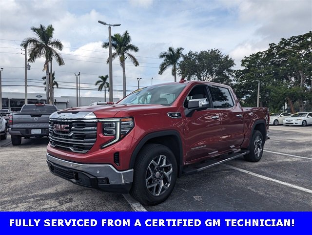 Used 2023 GMC Sierra 1500 SLT w/ SLT Premium Plus Package image 4