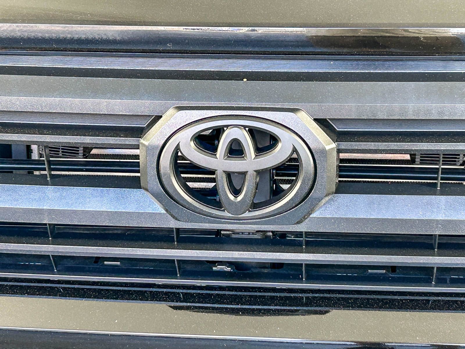 Used 2024 Toyota Tacoma SR5 image 4