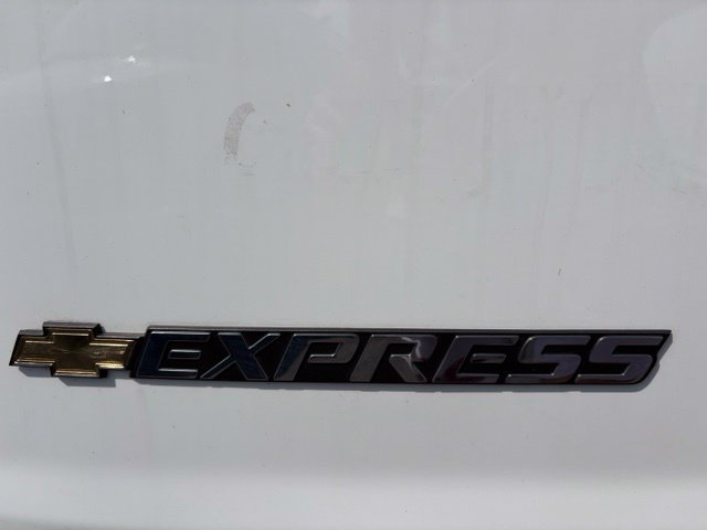 Used 2025 Chevrolet Express 2500 w/ Driver Convenience Package RWD image 7