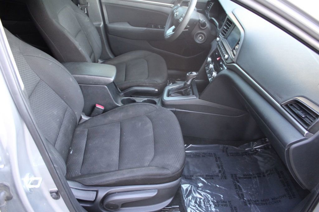 Used 2020 Hyundai Elantra SEL w/ Cargo Package (C1) image 13