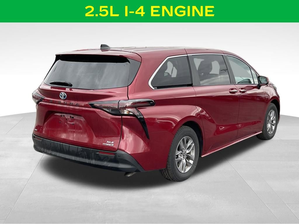 Used 2024 Toyota Sienna XLE AWD/4WD image 9
