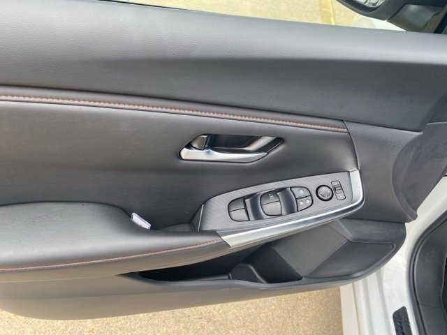 New 2025 Nissan Sentra SR image 17