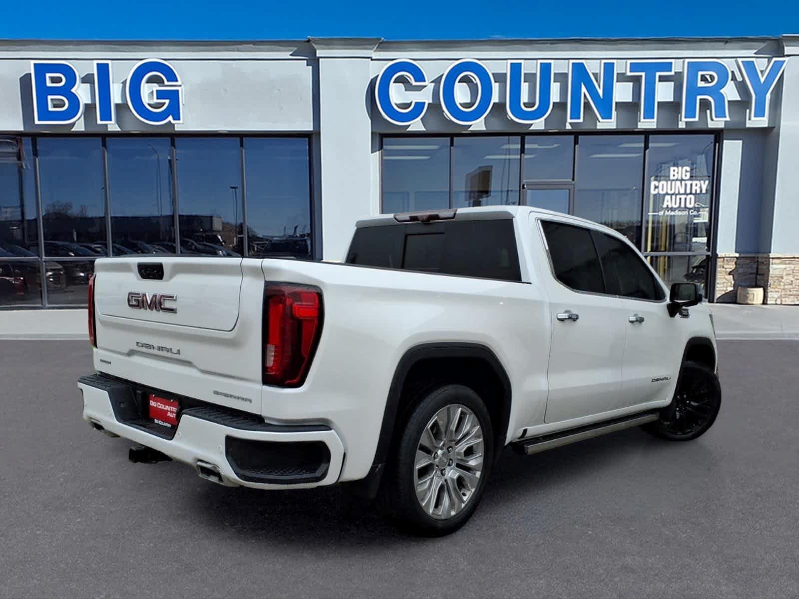 Used 2021 GMC Sierra 1500 Denali w/ Denali Ultimate Package AWD/4WD image 3