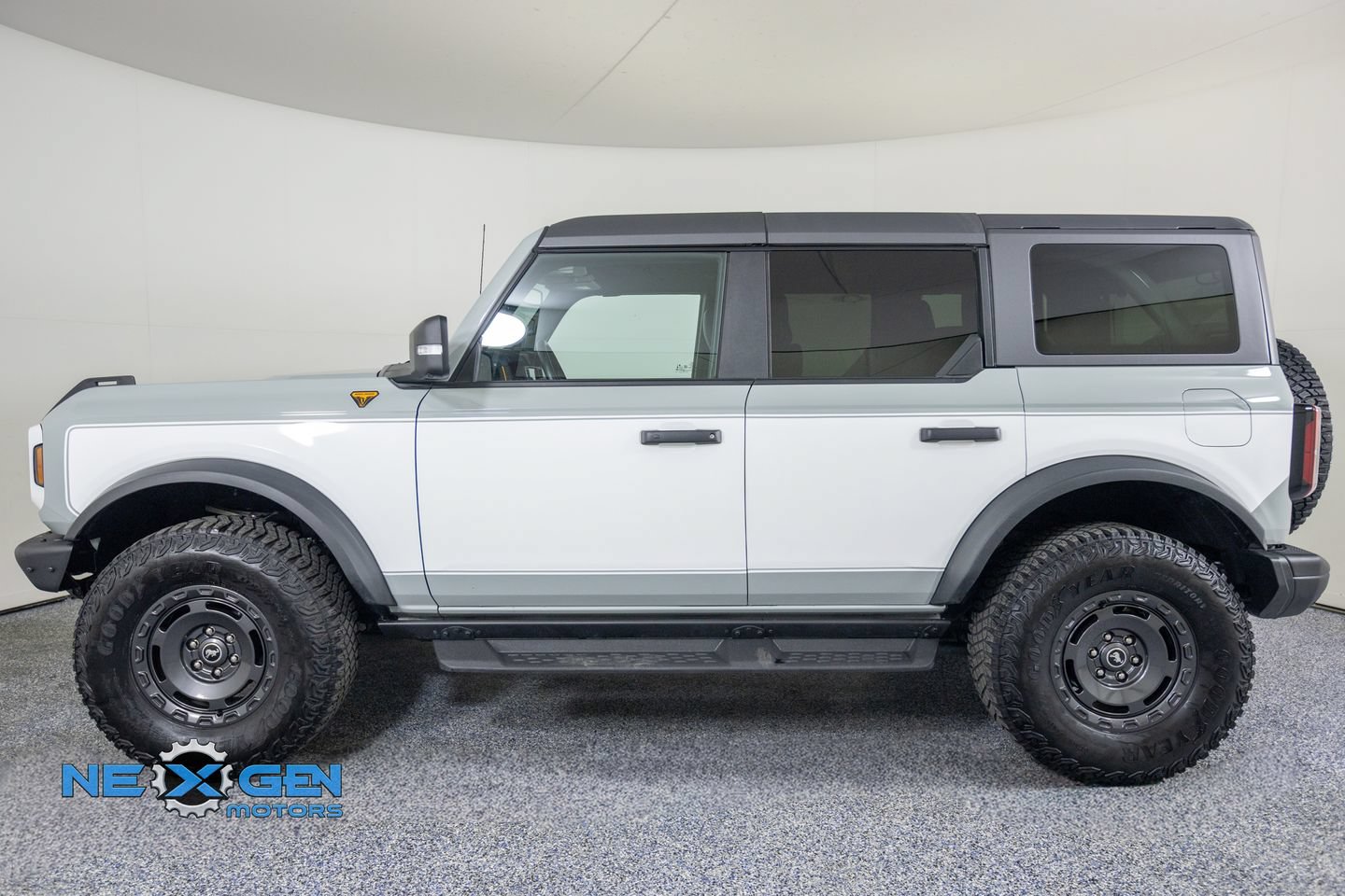 Used 2024 Ford Bronco Badlands AWD/4WD image 4