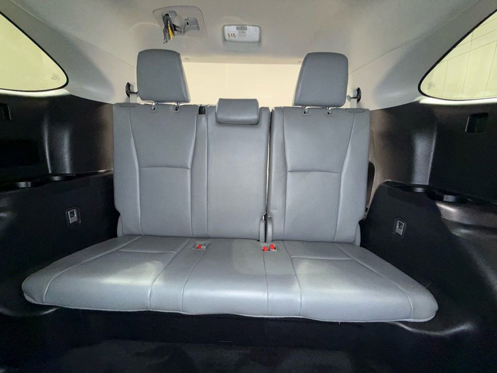 Certified 2022 Toyota Highlander XLE image 23