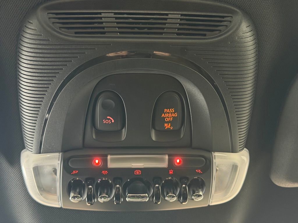 Used 2019 MINI Cooper Countryman S w/ Signature Upholstery Package image 28