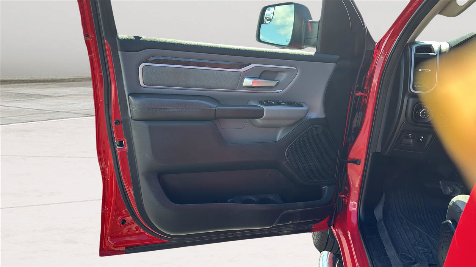 Certified 2020 RAM 1500 Big Horn AWD/4WD image 17