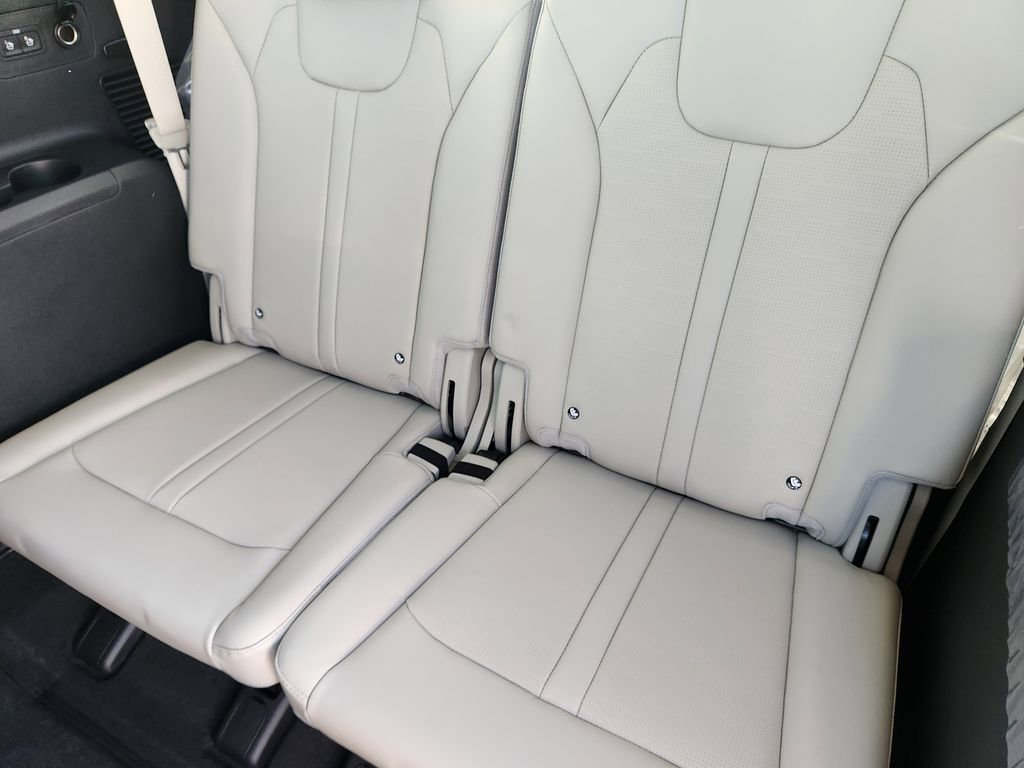New 2026 Kia Sorento S image 20