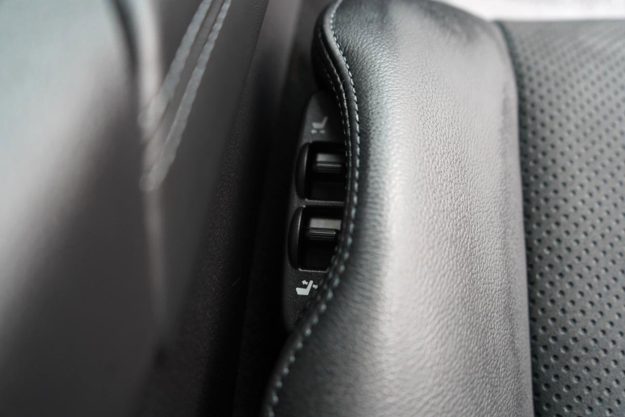 Used 2024 Nissan Z Performance w/ Heritage Edition image 60