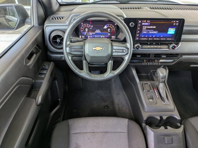 Used 2024 Chevrolet Colorado W/T image 14