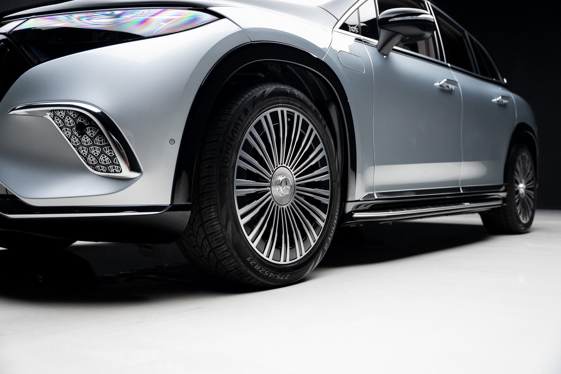 Used 2024 Mercedes-Benz Maybach EQS 680 4MATIC image 73