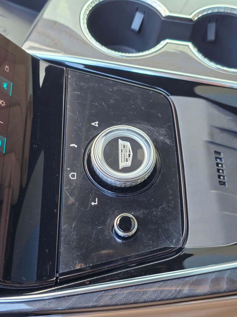 New 2026 Cadillac Escalade IQ Sport 2 w/ LPO, ONYX Package image 33