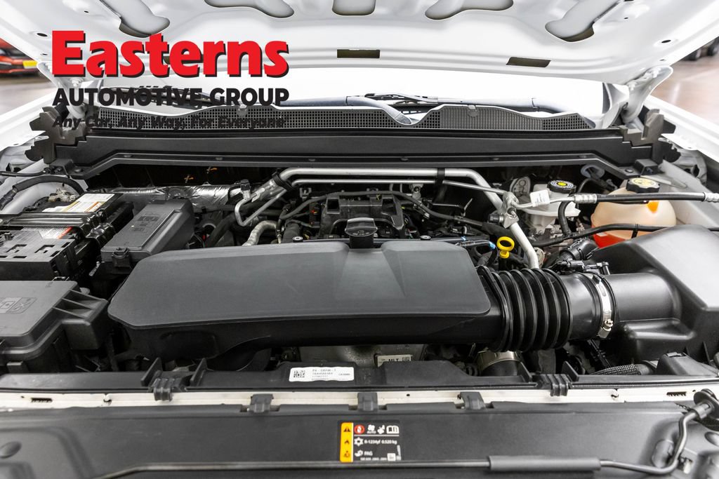 Used 2023 Chevrolet Colorado W/T RWD image 7