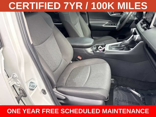 Used 2024 Toyota RAV4 XLE w/ Convenience Package FWD image 9