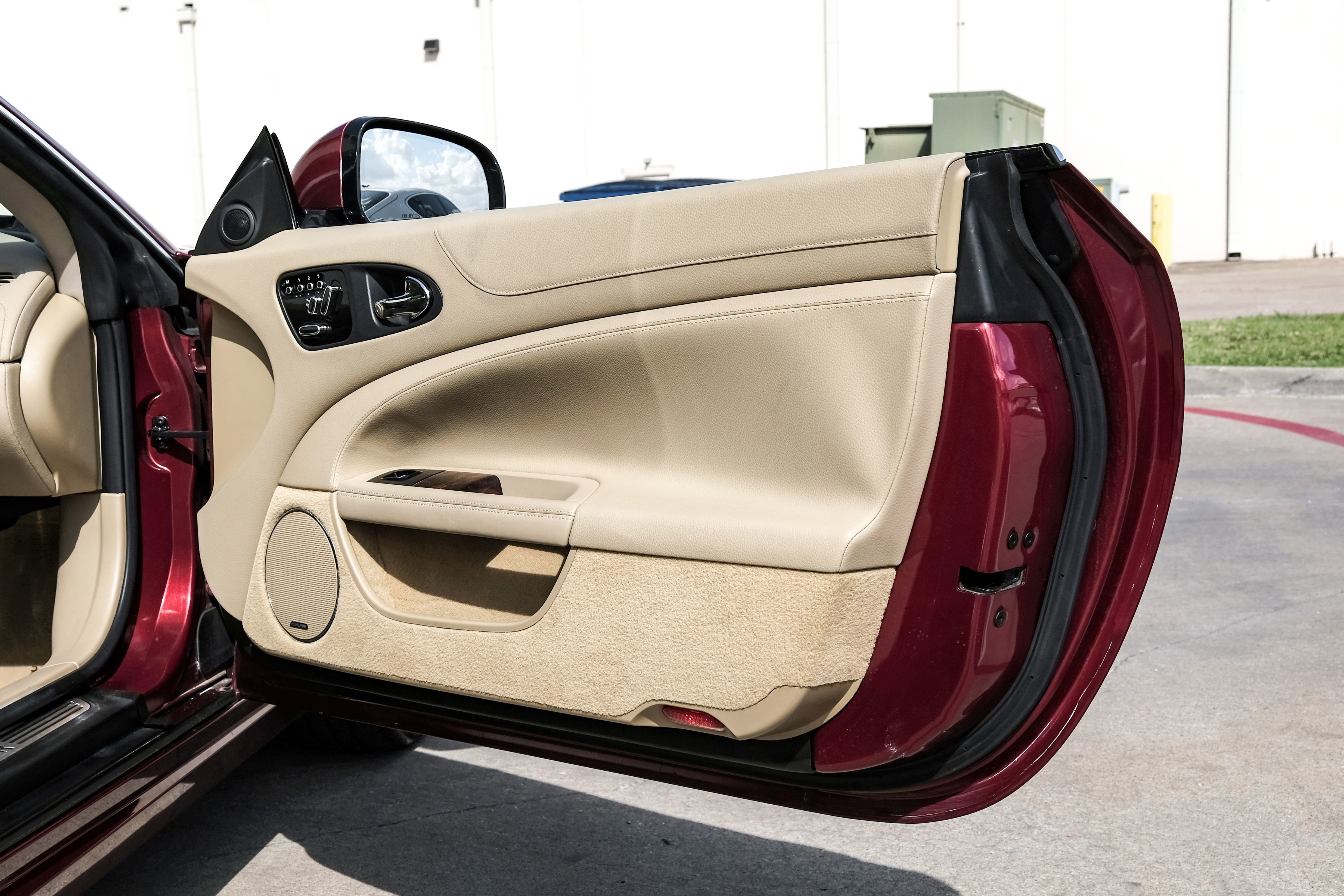 Used 2013 Jaguar XK Touring RWD image 31