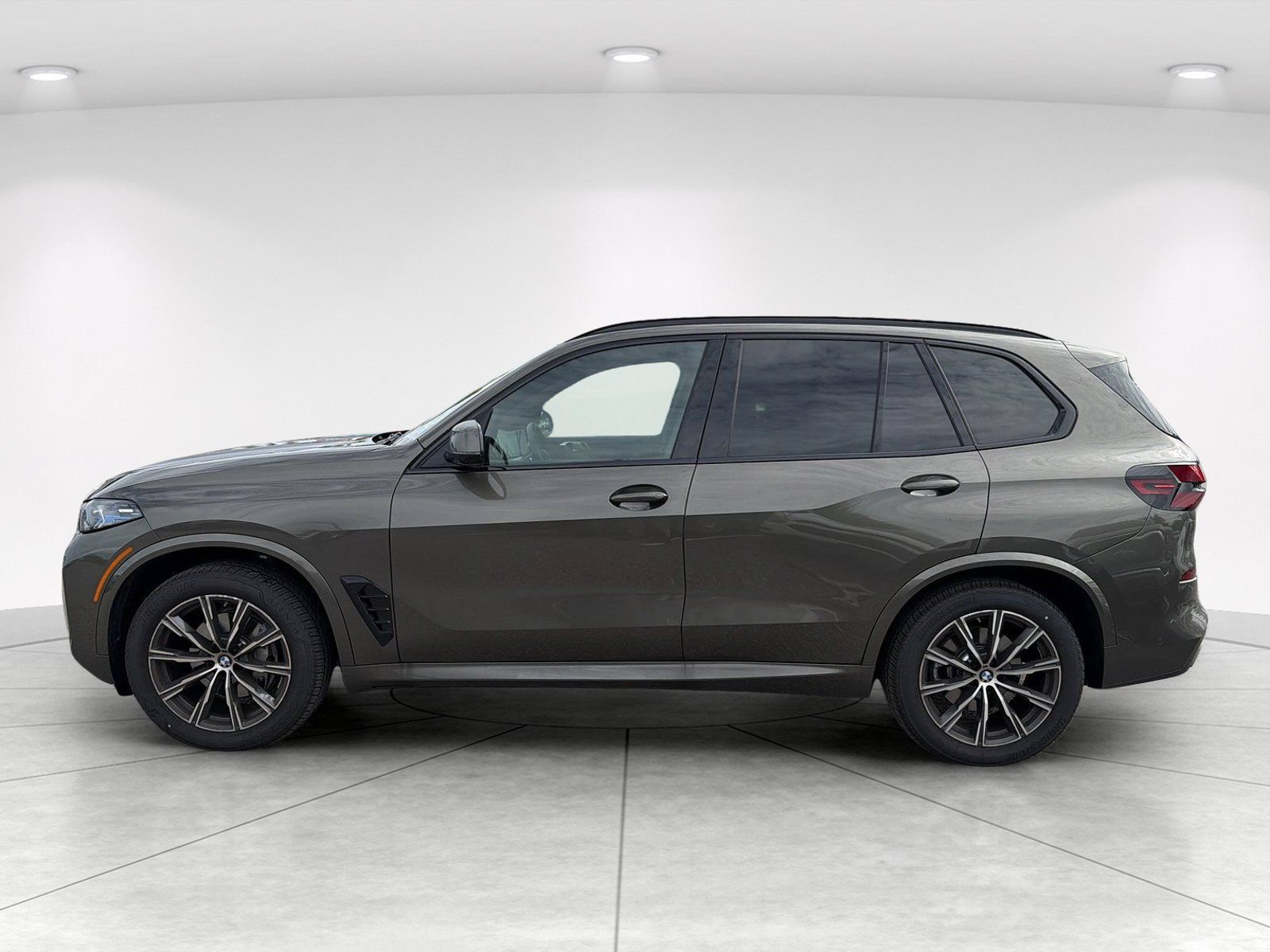 Used 2026 BMW X5 xDrive40i AWD/4WD image 7
