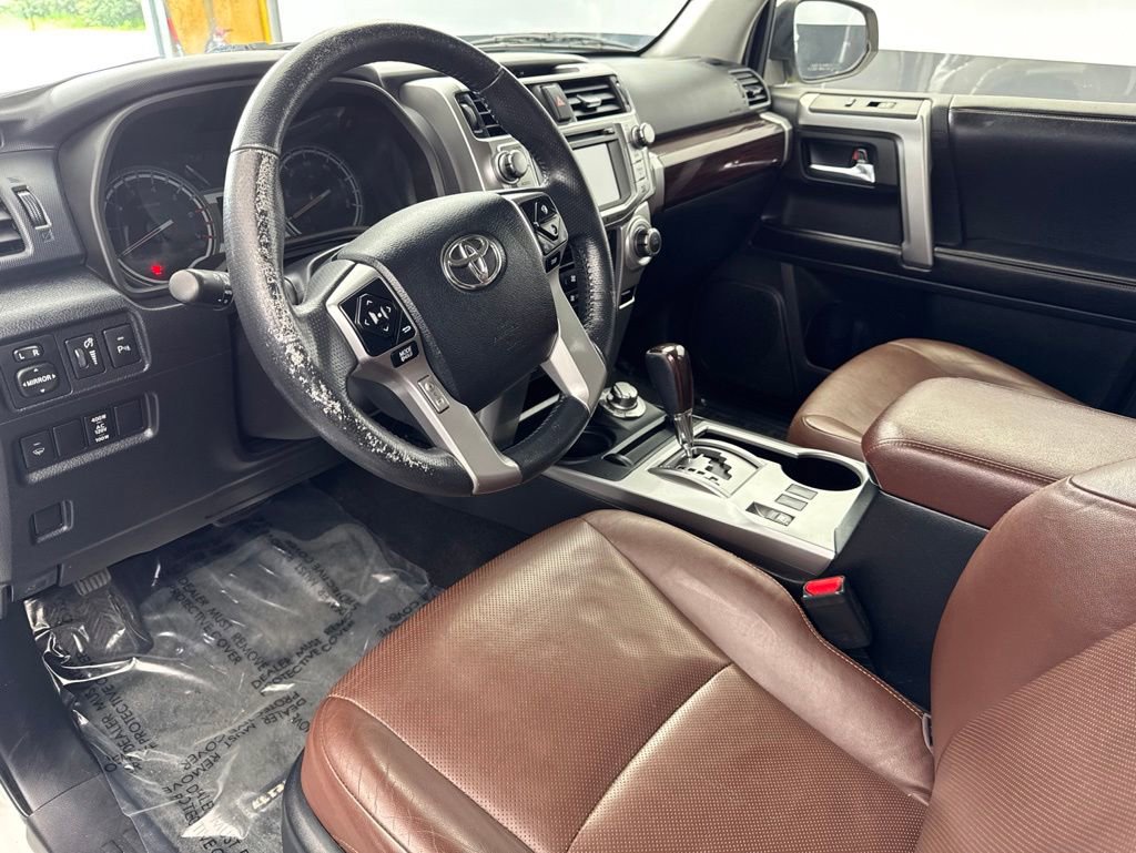 Used 2016 Toyota 4Runner Limited AWD/4WD image 8