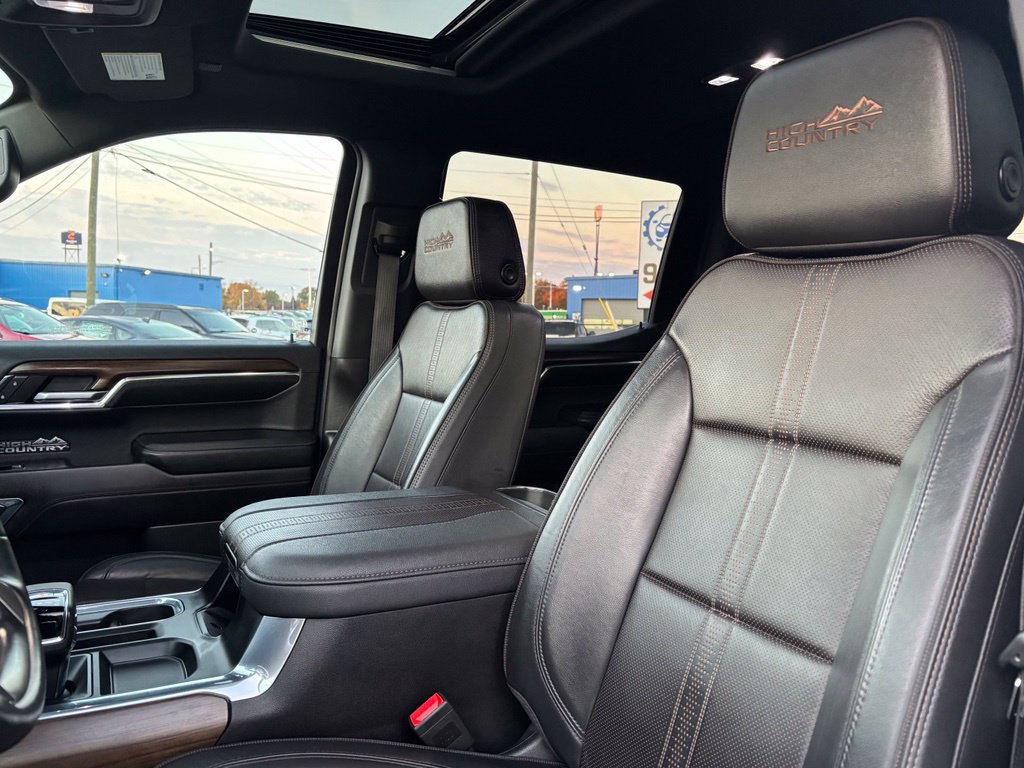 Used 2024 Chevrolet Silverado 1500 High Country w/ High Country Premium Package AWD/4WD image 12