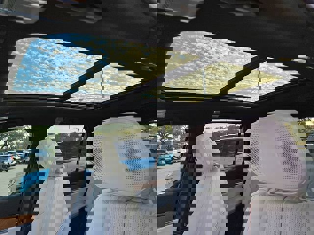 New 2026 Cadillac Vistiq Sport w/ LPO, Floor Liner Package image 9