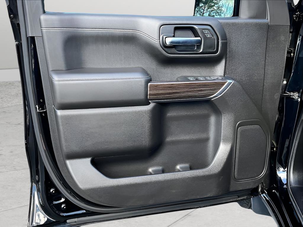 Certified 2022 Chevrolet Silverado 1500 LT AWD/4WD image 23