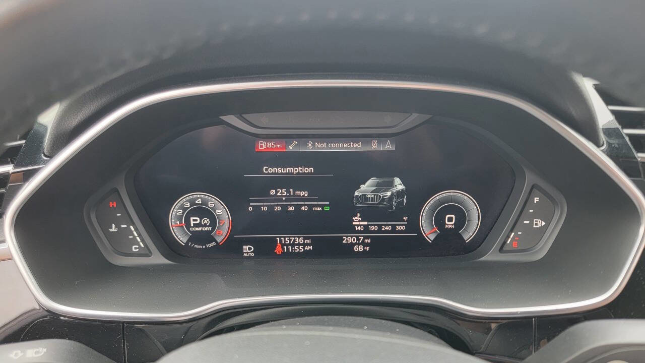 Used 2019 Audi Q3 2.0T Premium Plus w/ Premium Plus Package AWD/4WD image 13