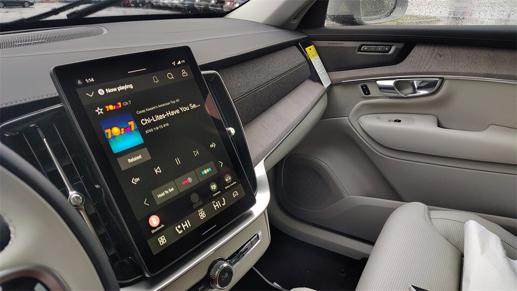 New 2026 Volvo XC90 T8 Ultra w/ Protection Package Premier image 24