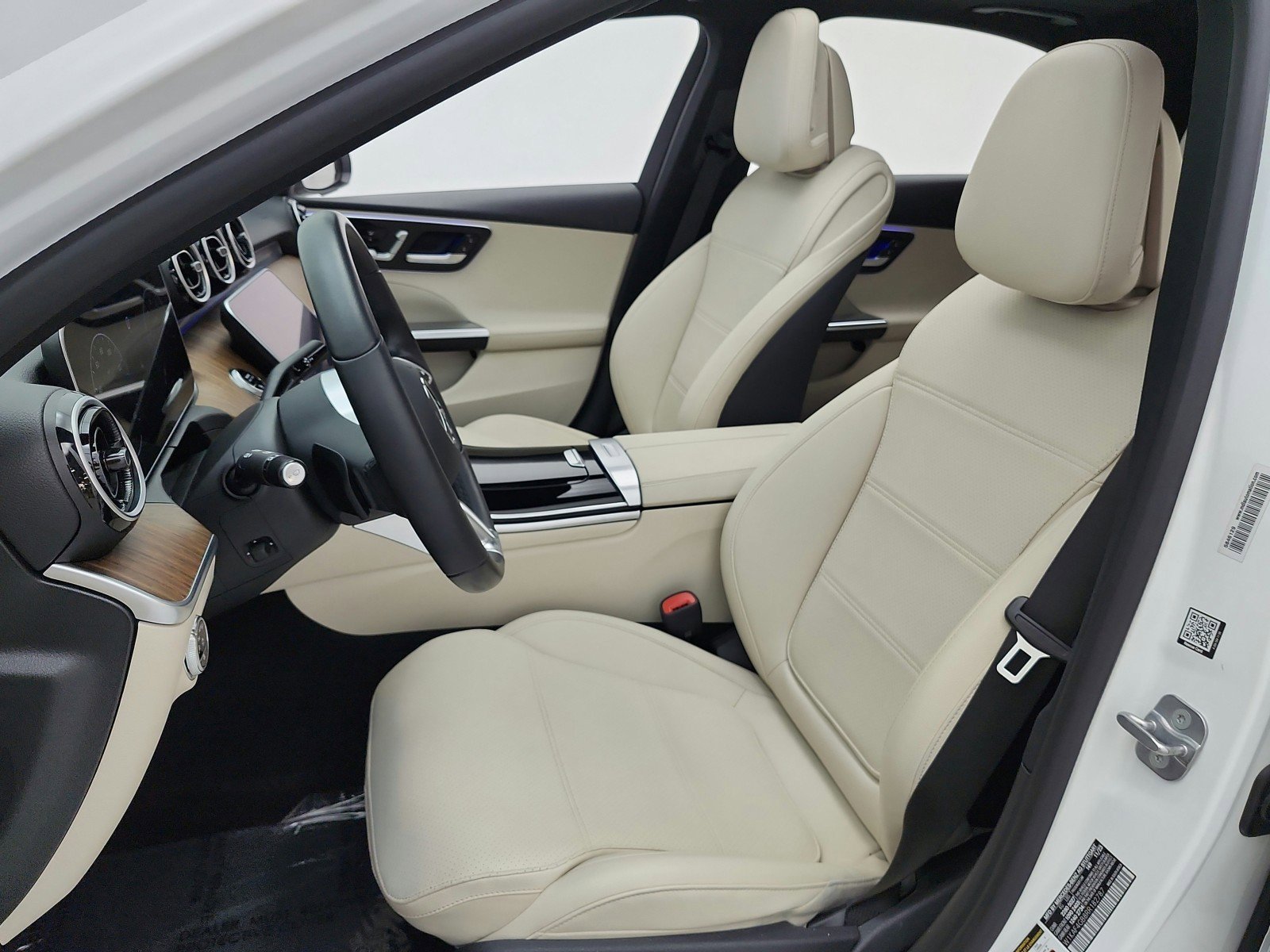 Certified 2024 Mercedes-Benz C 300 Sedan image 10