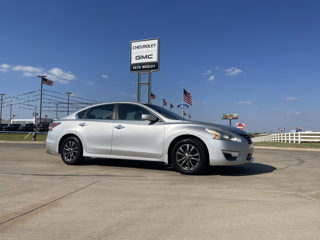 Used 2015 Nissan Altima 2.5 S w/ Special Edition Package