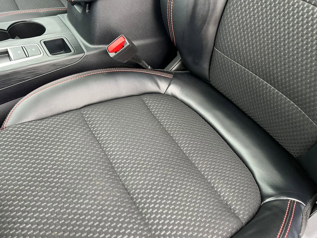 Used 2023 Ford Escape ST-Line Elite image 12