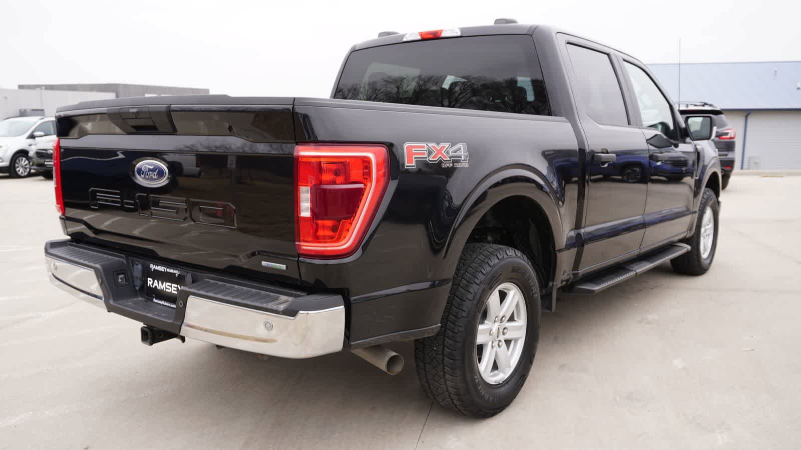Used 2021 Ford F150 XL w/ Trailer Tow Package image 6