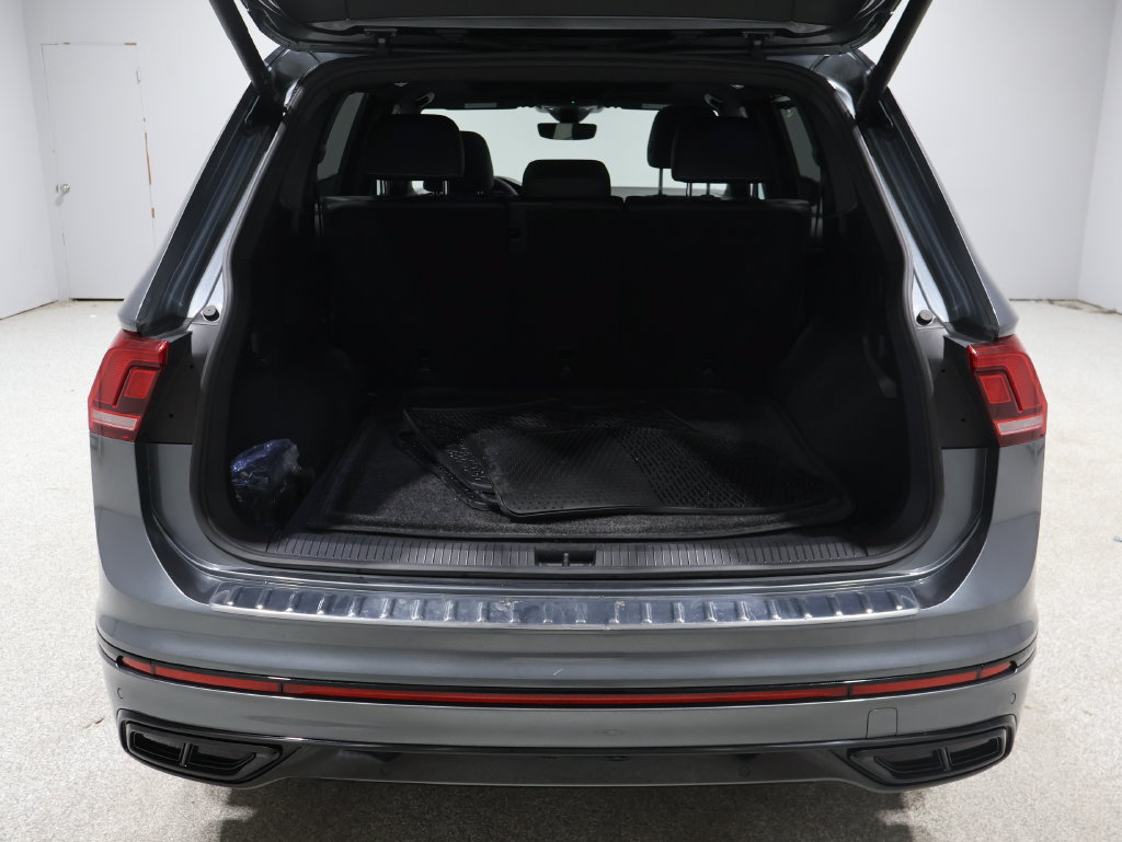 Used 2022 Volkswagen Tiguan SE R-Line AWD/4WD image 21