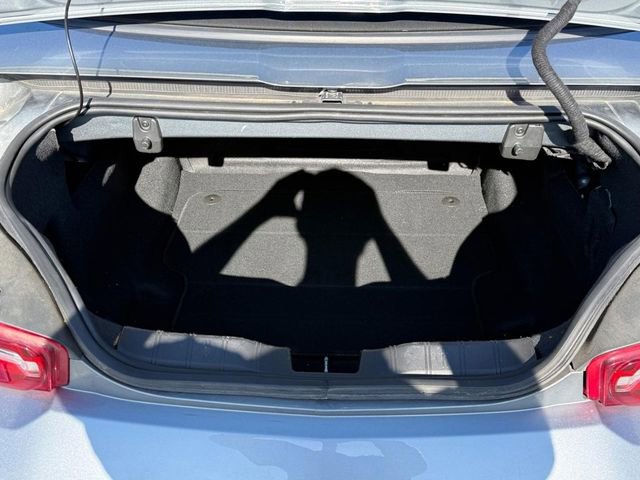 Used 2023 Chevrolet Camaro LT RWD image 4